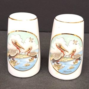 Vintage 1987 LEFTON  Pelican design salt & pepper set